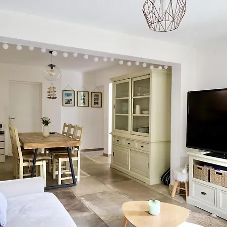 Ground Floor , Cocoon Garden , Parking , Ac Apartment Vallauris